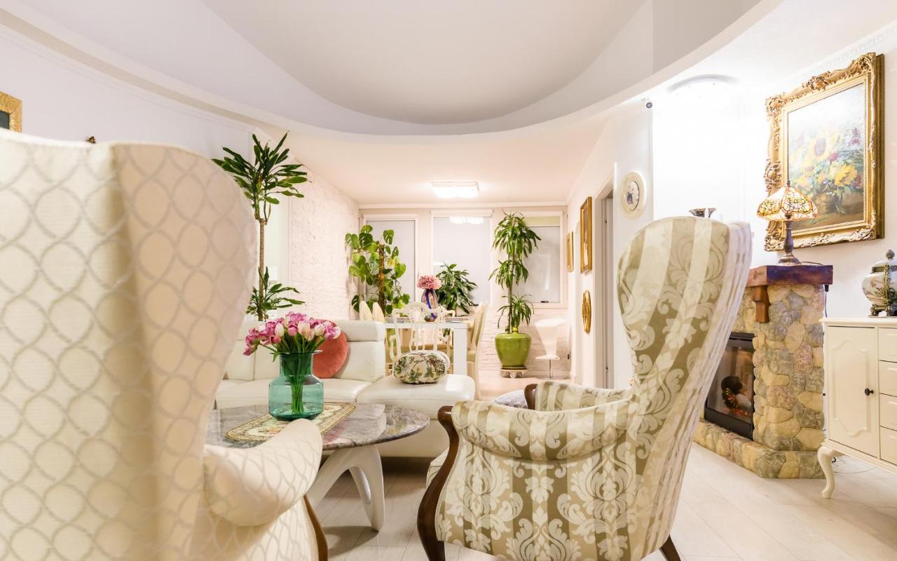 Luxury Apartment Sara 우마그 외부 사진